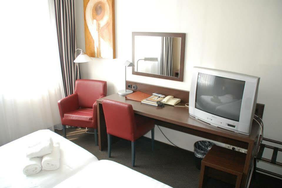 Best Western Amsterdam Esterno foto